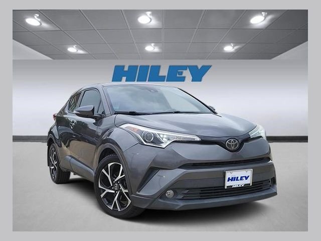 2018 Toyota C-HR XLE Premium | CarEdge | CarEdge