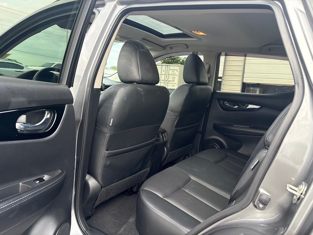 Certified Used 2022 Gray Nissan SL image 18