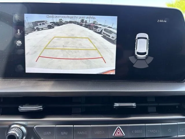 Used 2025 White Kia LX image 14