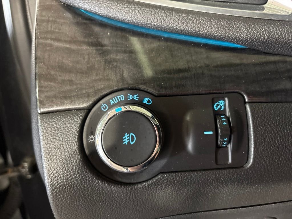 Used 2015 Black Buick Convenience image 34