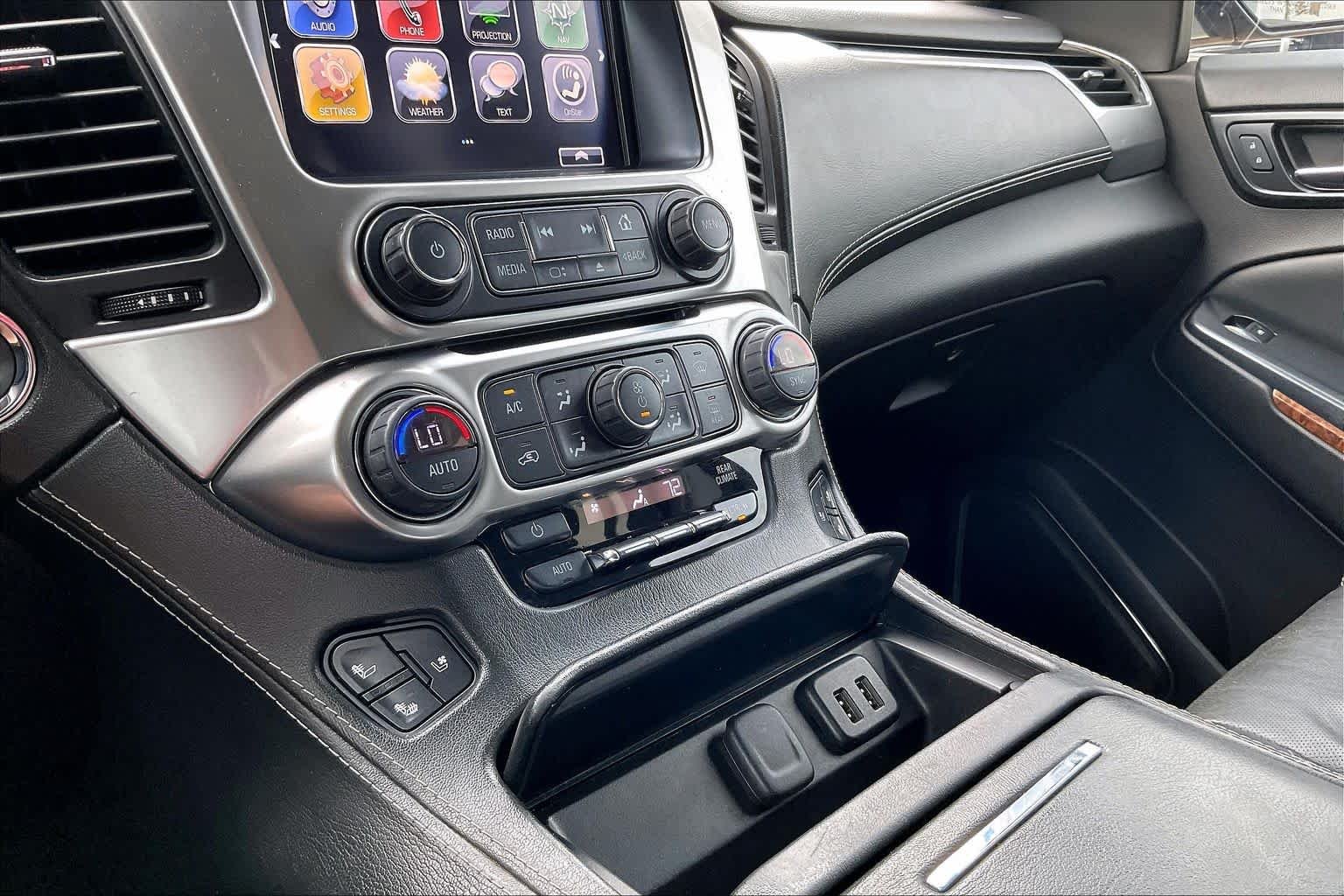 Used 2017 TUNGSTEN METALLIC Chevrolet Premier image 31