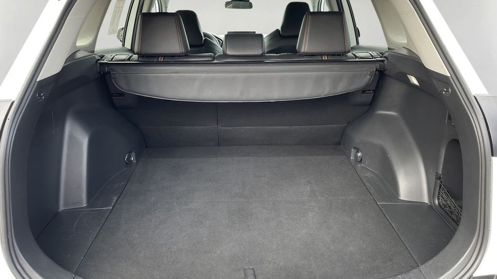 Used 2023 White Toyota Adventure image 9