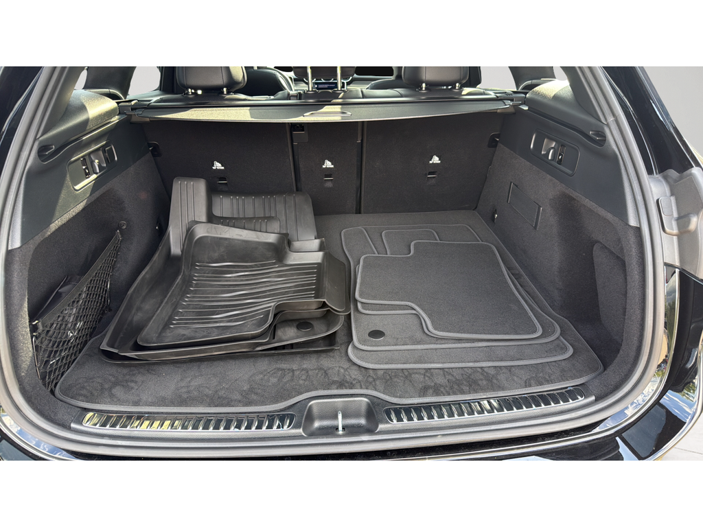 Used 2026 Black Mercedes-Benz GLC 300 image 21