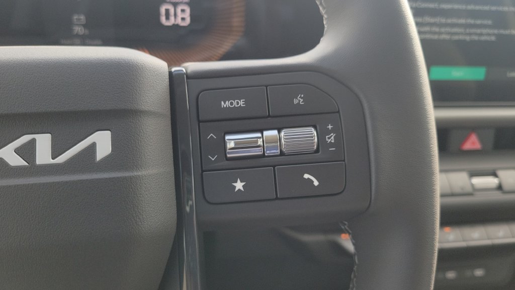 New 2027 Snow White Pearl Kia S image 20