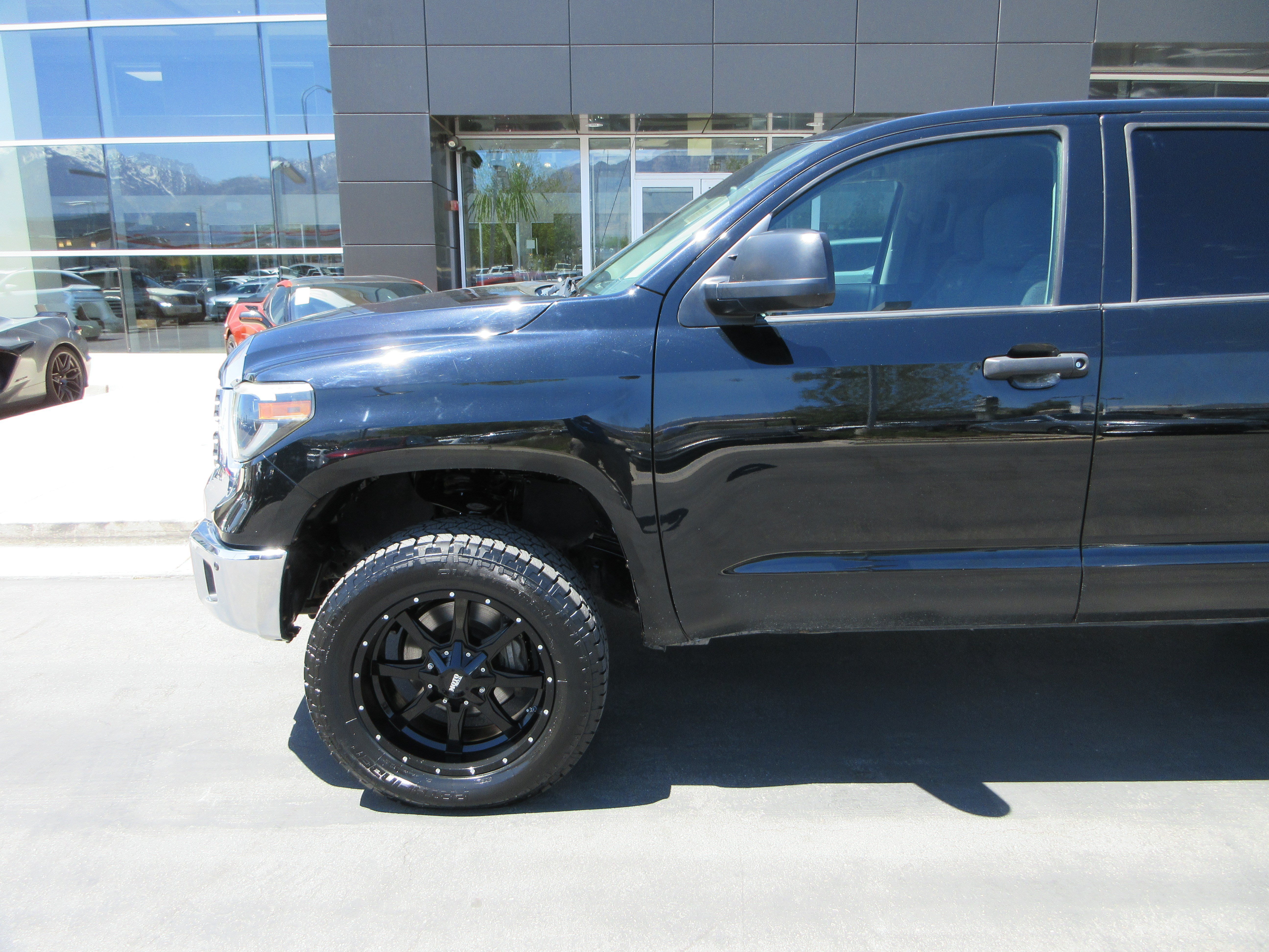Used 2019 Midnight Black Metallic Toyota SR5 image 2