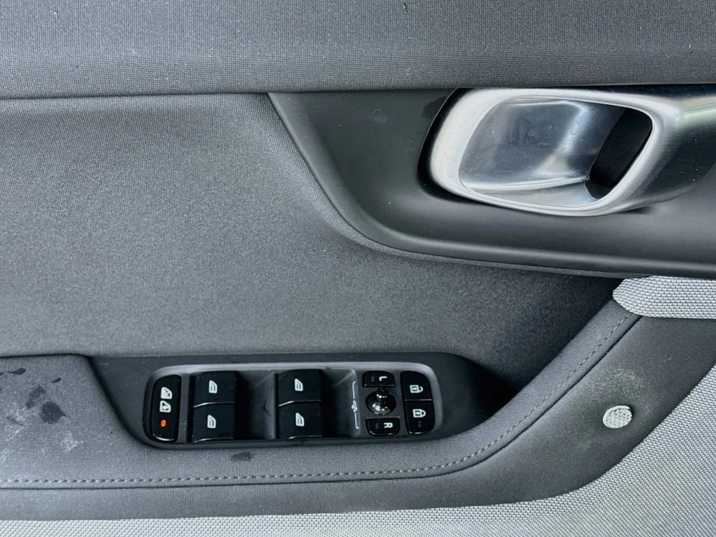 Used 2024  Polestar Long Range Single Motor image 19