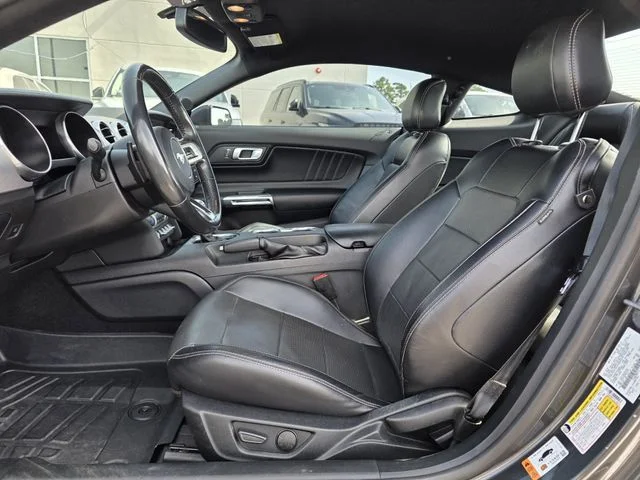 Used 2020 Magnetic Ford GT Premium image 13