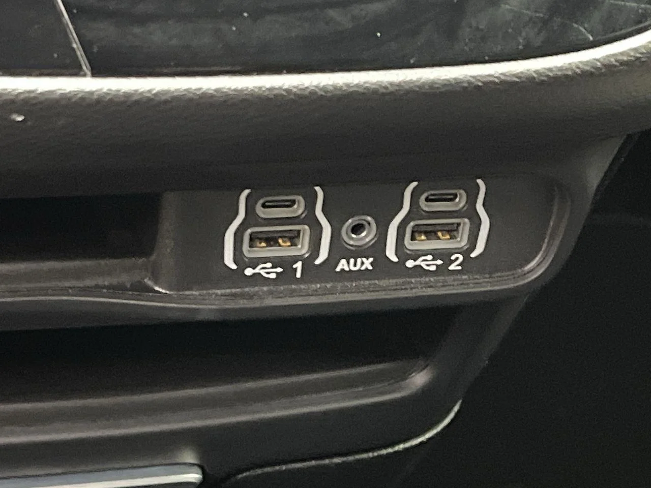 2025 Chrysler Pacifica Select - Photo 24