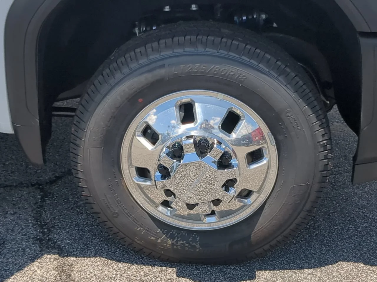 2026 GMC Sierra 3500HD Denali - Photo 10