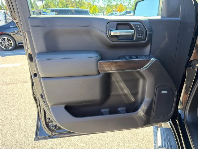 Used 2021 ONYX BLACK GMC SLT image 10