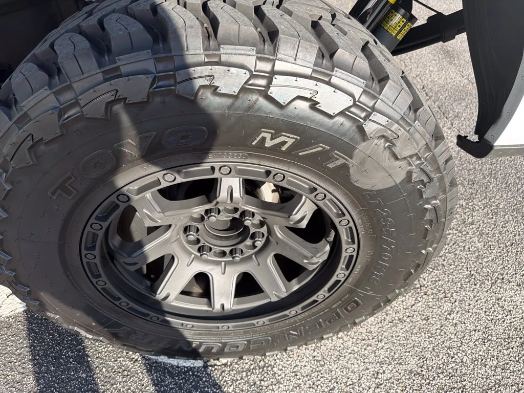 Used 2025 White Ford Tremor image 18