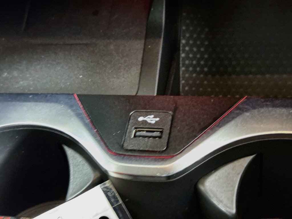 Used 2026 Skyscraper Gray Metallic BMW xDrive40i image 37