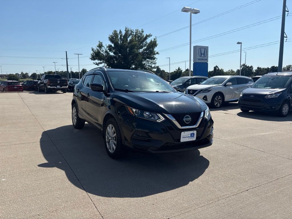 Used 2020 Magnetic Black Pearl Nissan SV image 3