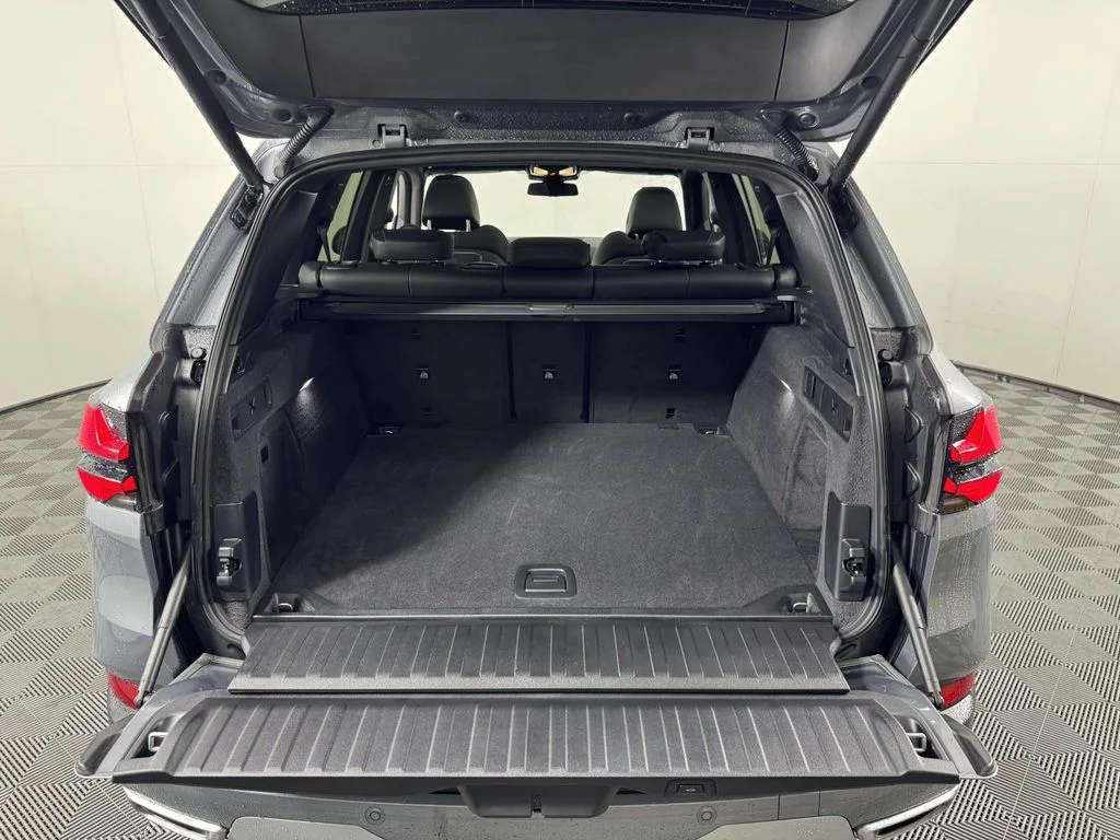 Certified Used 2024 Gray BMW xDrive40i image 14