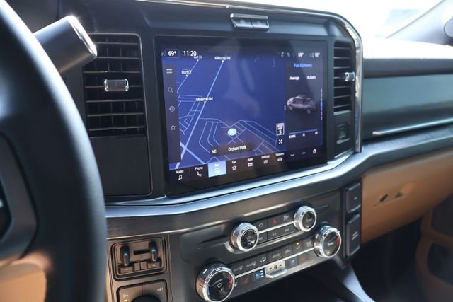 Used 2025 Blue Ford Lariat image 14