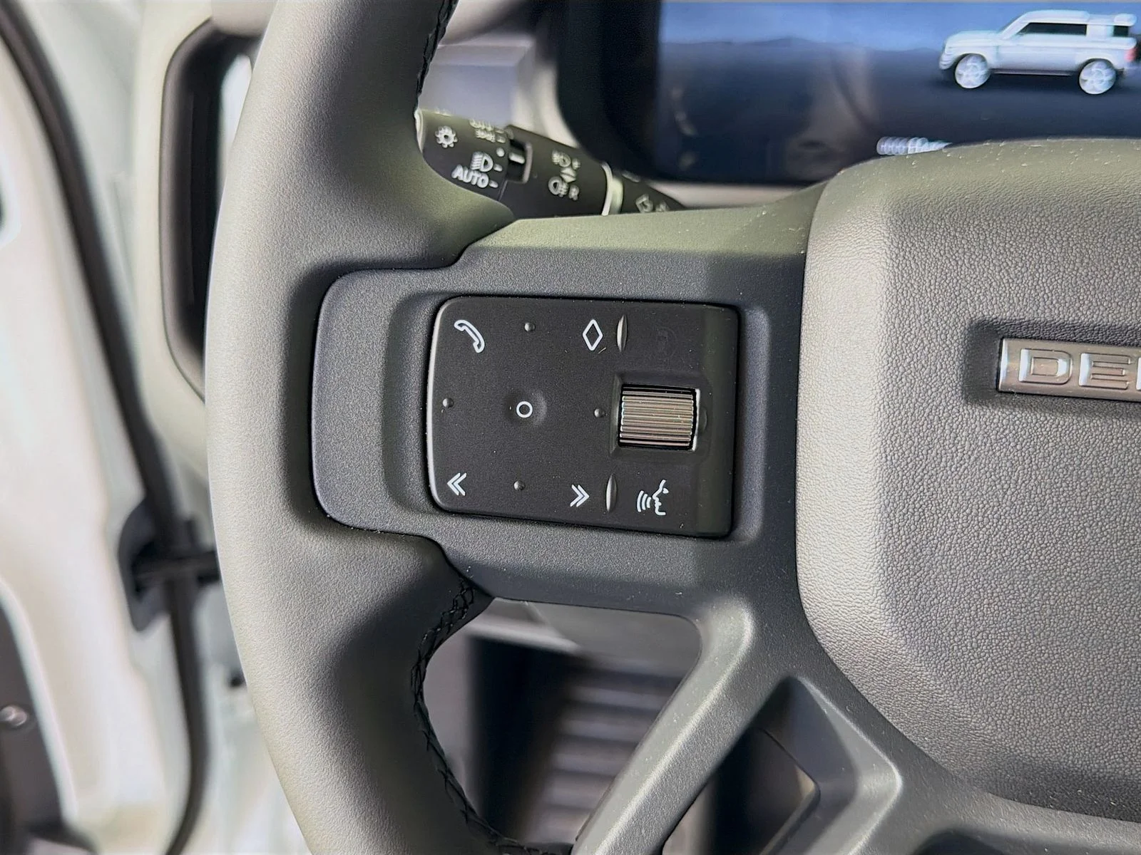 New 2026 Fuji White Land Rover S image 12