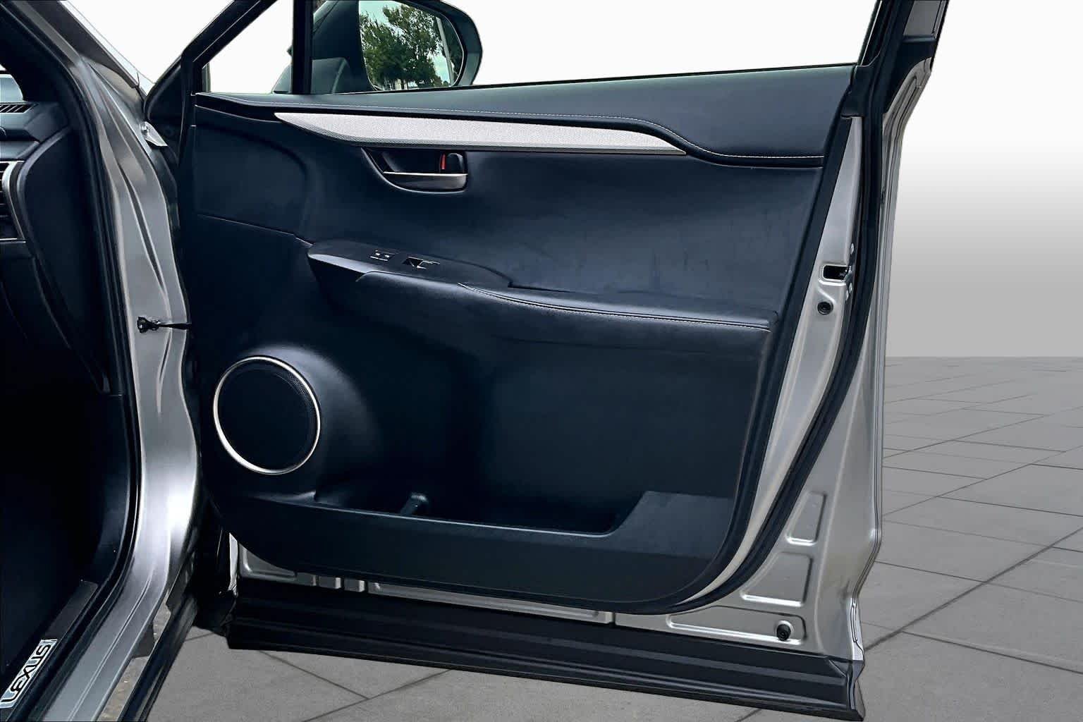 Used 2019 Atomic Silver Lexus F SPORT image 27