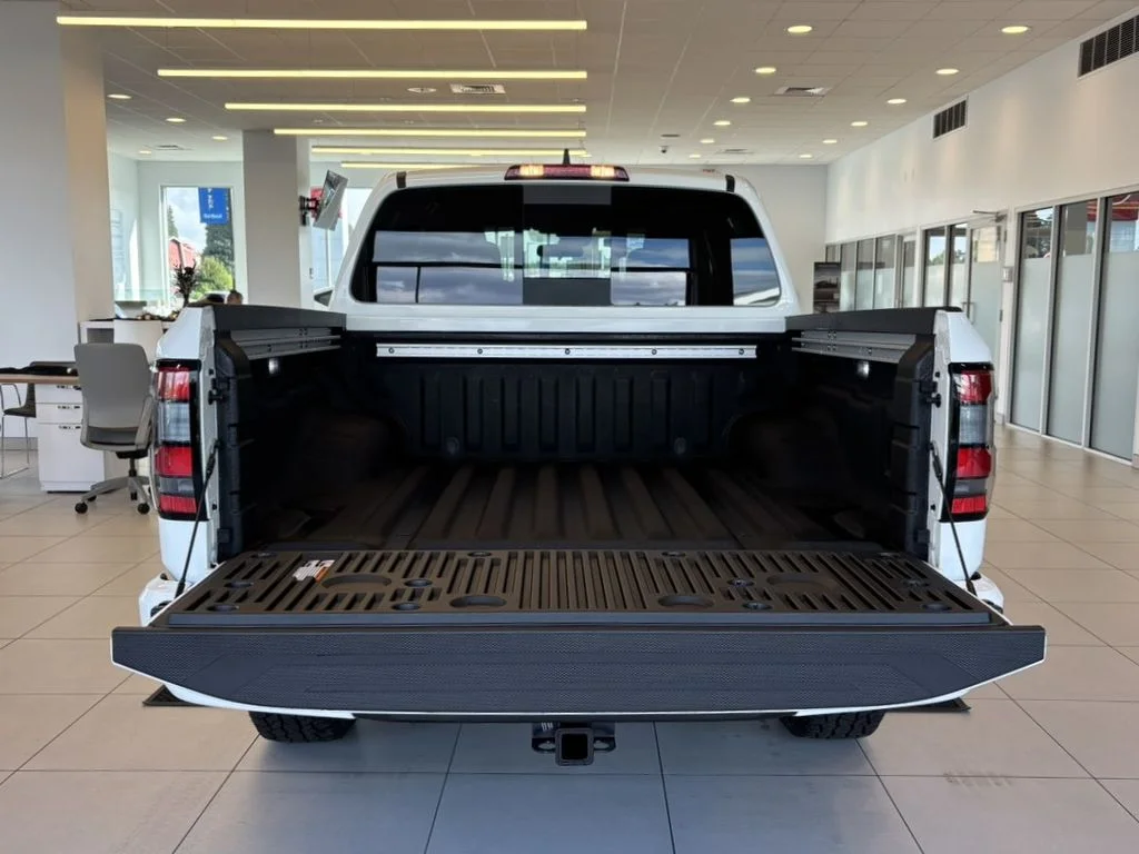 New 2026 White Nissan PRO-4X image 9