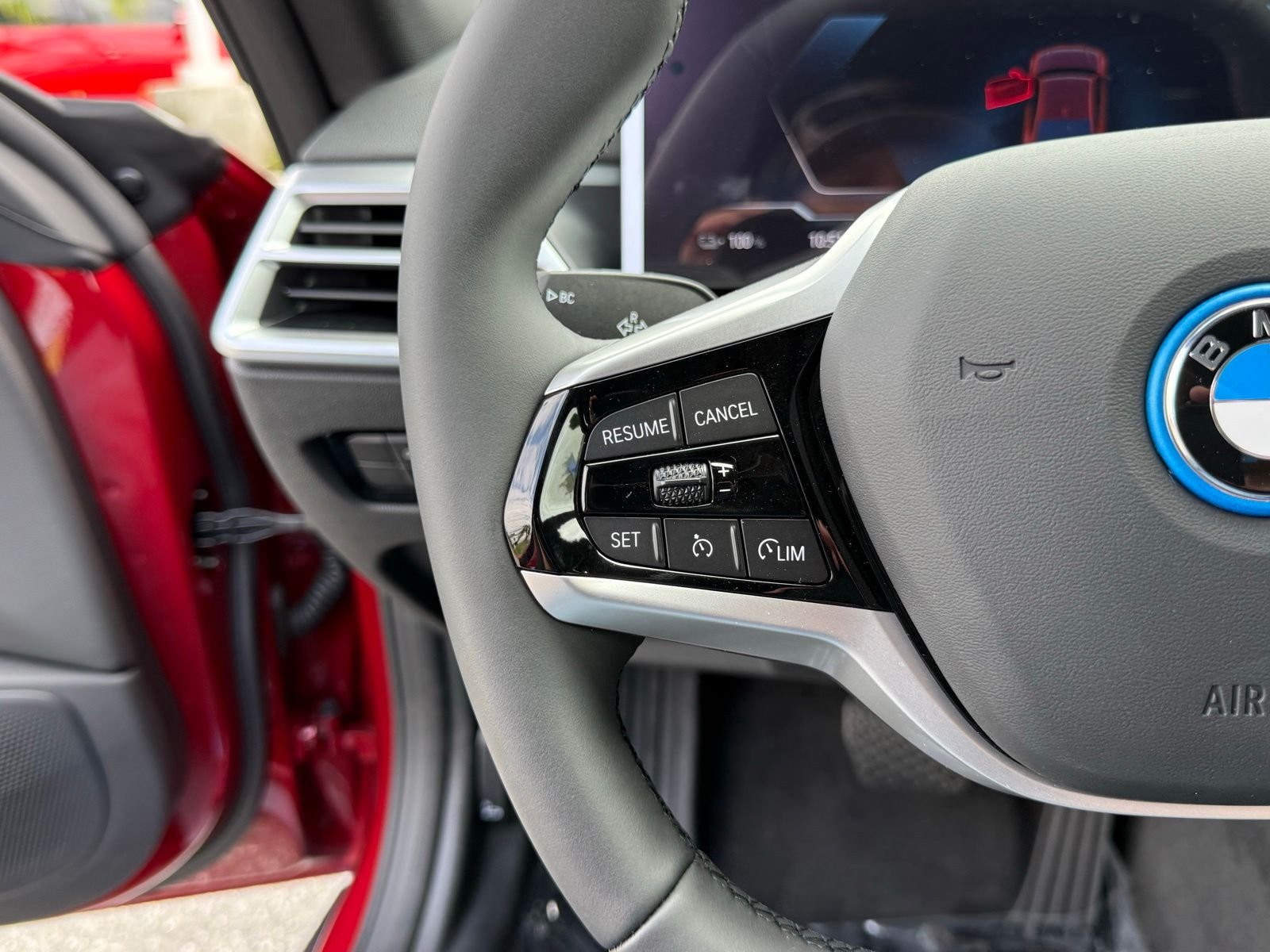 2026 BMW i4 40 - Photo 25