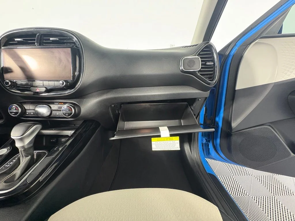 Used 2023 Blue Kia GT-Line image 27