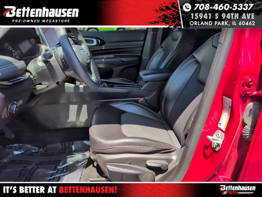 Certified Used 2023 Red Jeep Latitude image 16