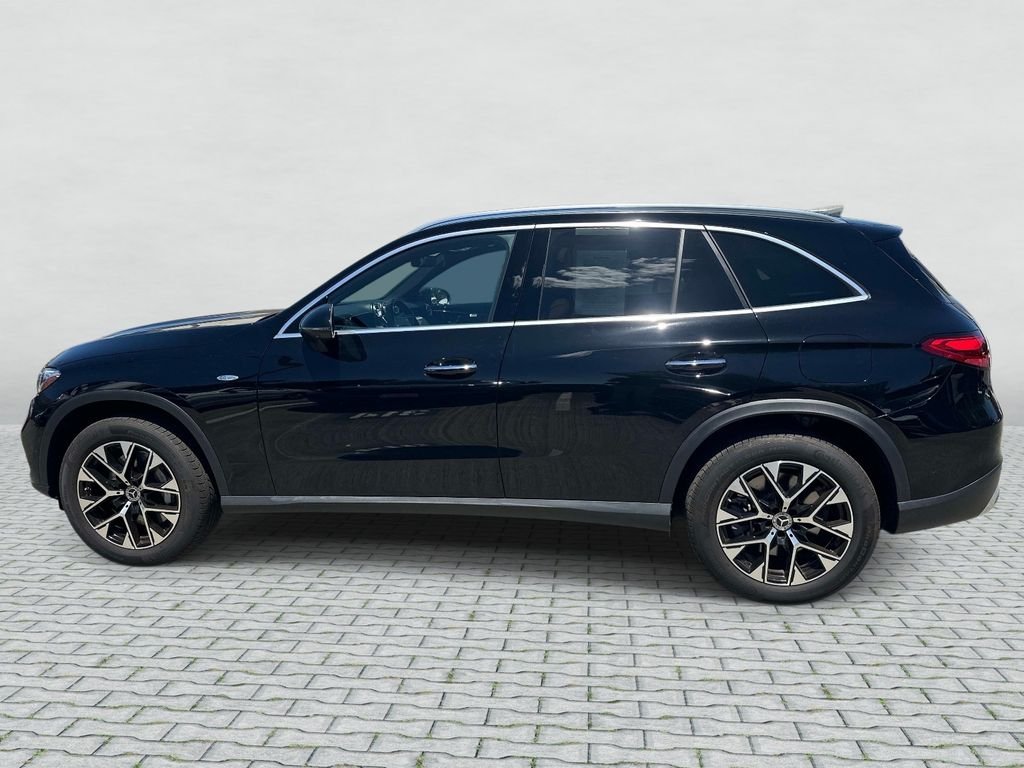 2025 Mercedes-Benz GLC Base - Photo 8