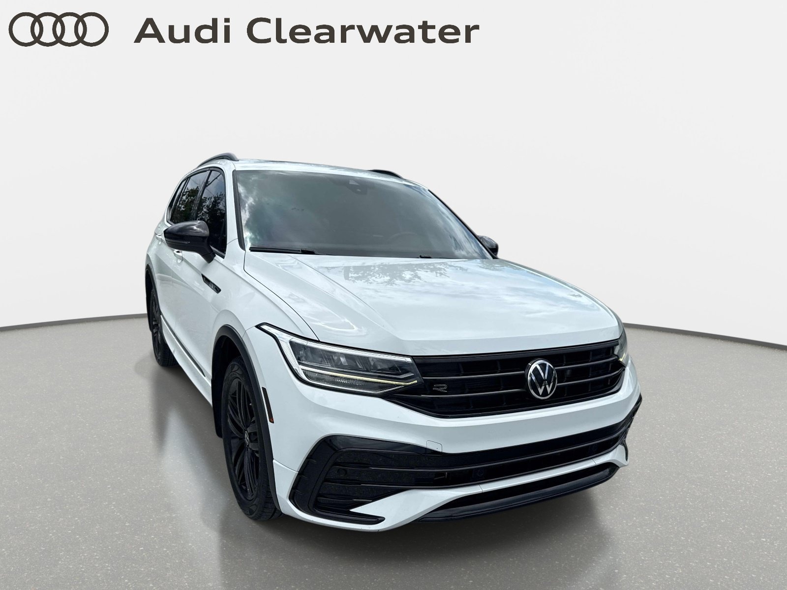 Used 2022 Pure White Volkswagen SE R-Line Black image 7