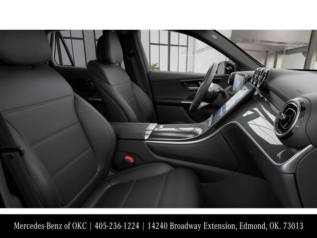 Used 2026 Black Mercedes-Benz GLC 300 image 4