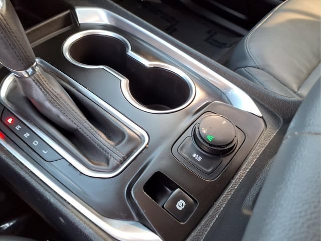 Used 2019 MOSAIC BLACK METALLIC Chevrolet LT Leather image 8