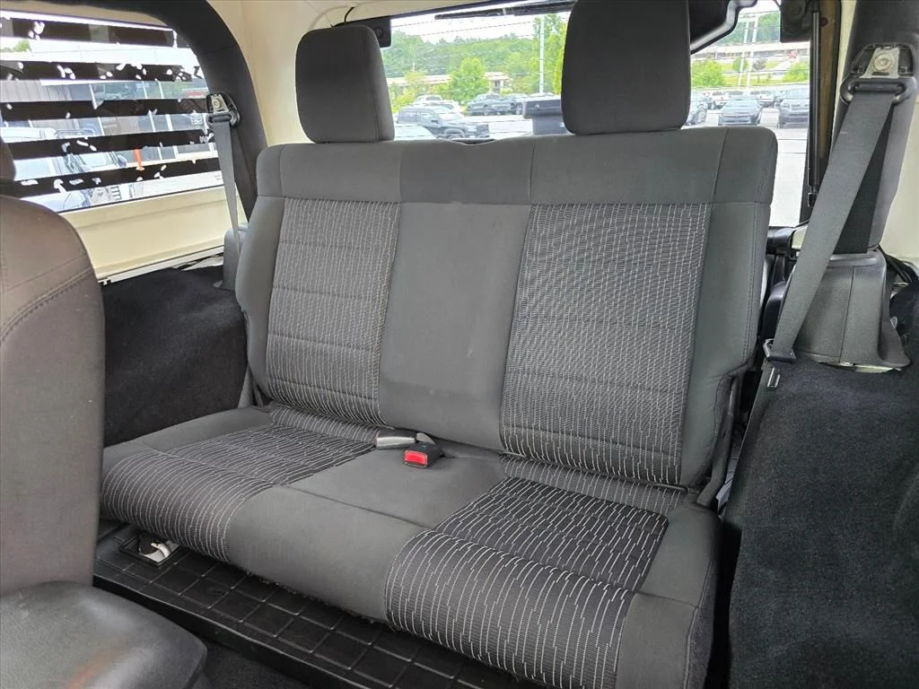 Used 2014 White Jeep Sport image 9