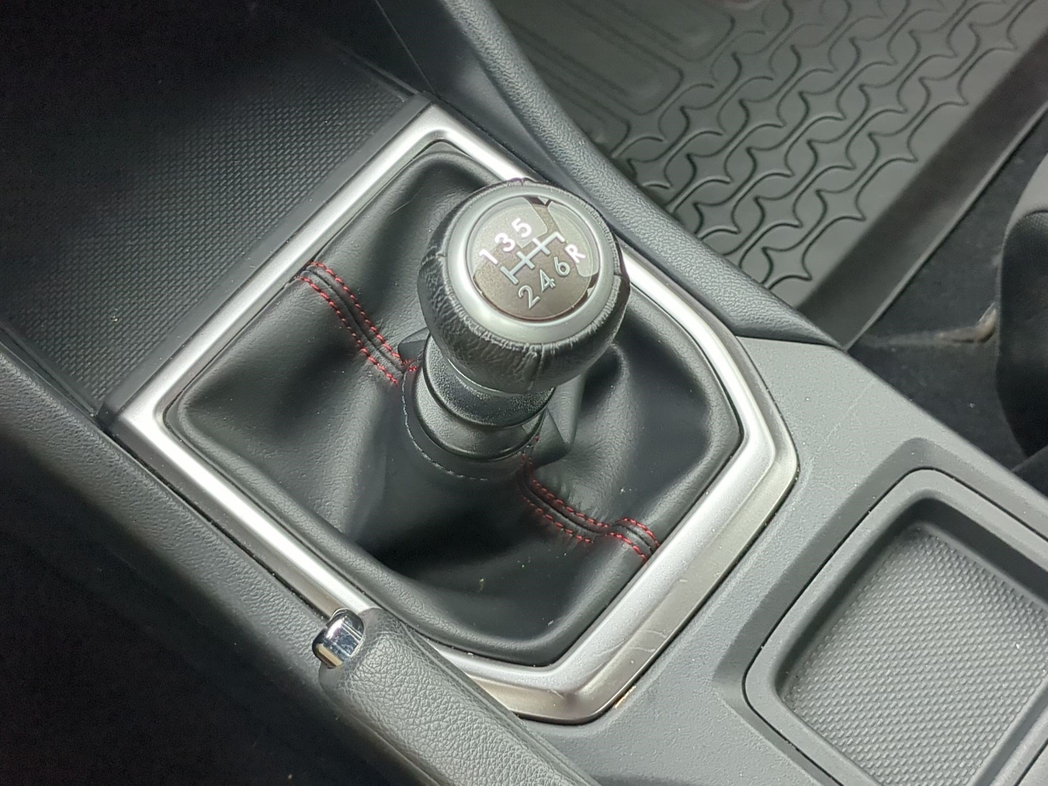 Used 2024 Sapphire Blue Pearl Subaru  image 26