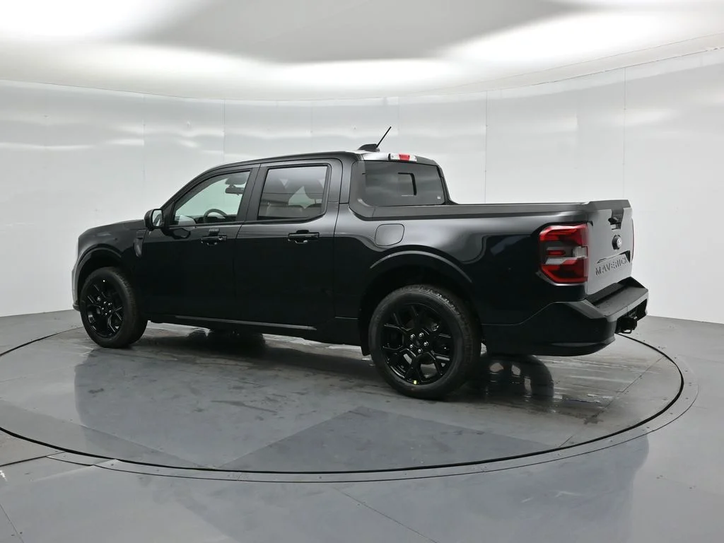 New 2026 Shadow Black Ford Lobo High image 6