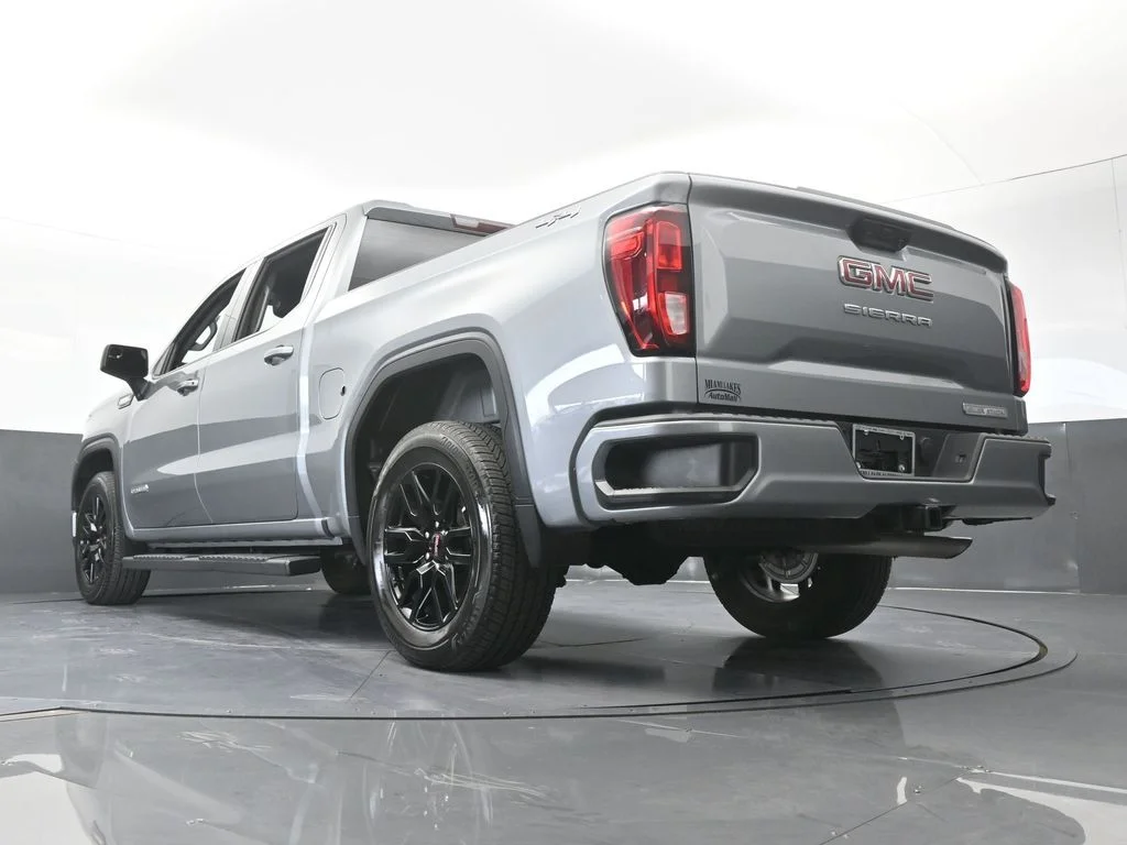 Used 2025 Sterling Metallic GMC Elevation image 54