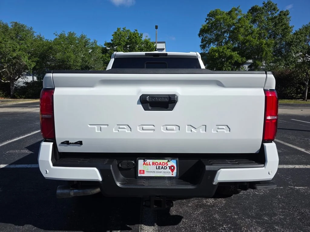 2026 Toyota Tacoma TRD Off Road - Photo 10
