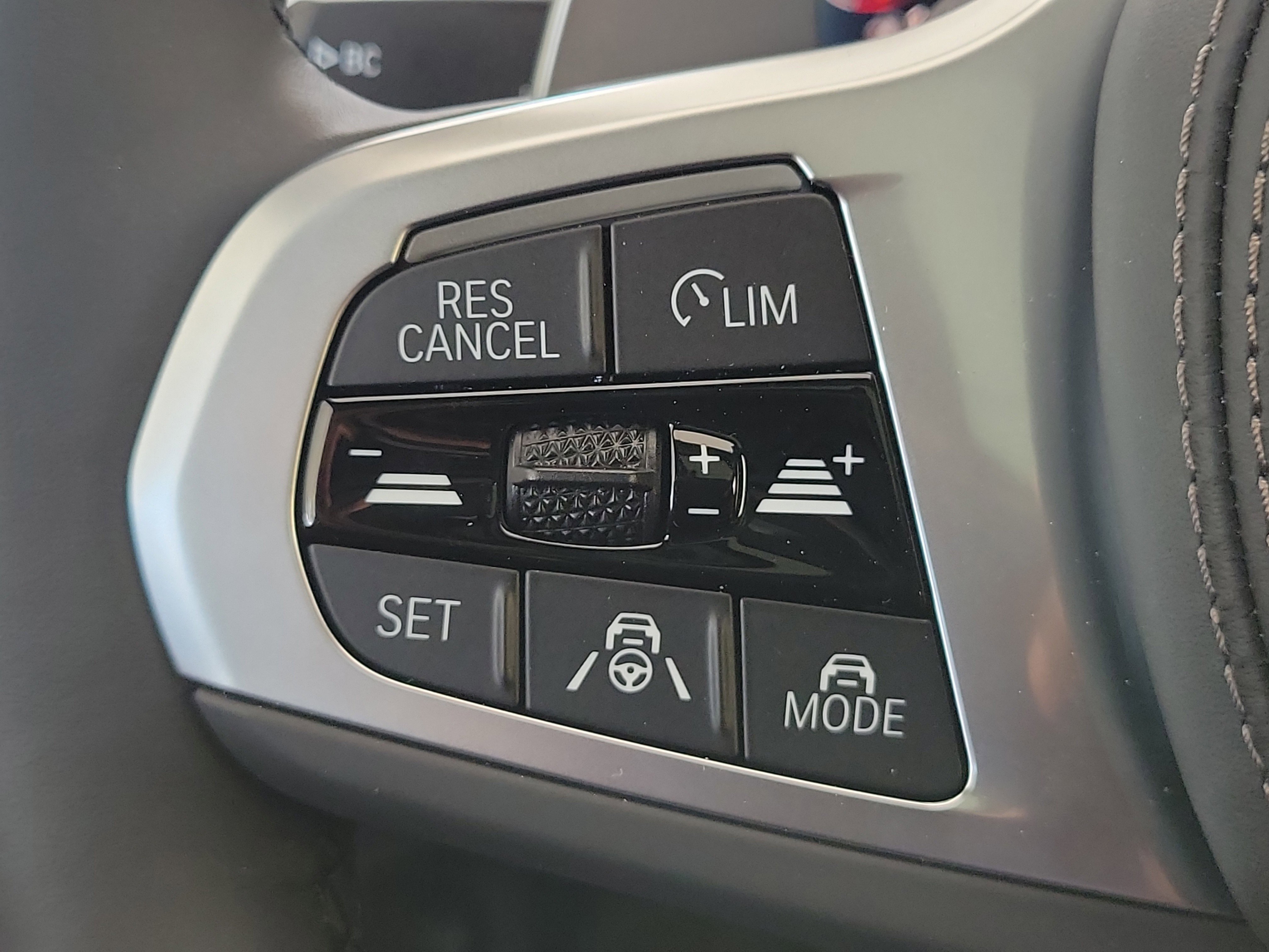 New 2026 Dravit Grey Metallic BMW 840i image 25
