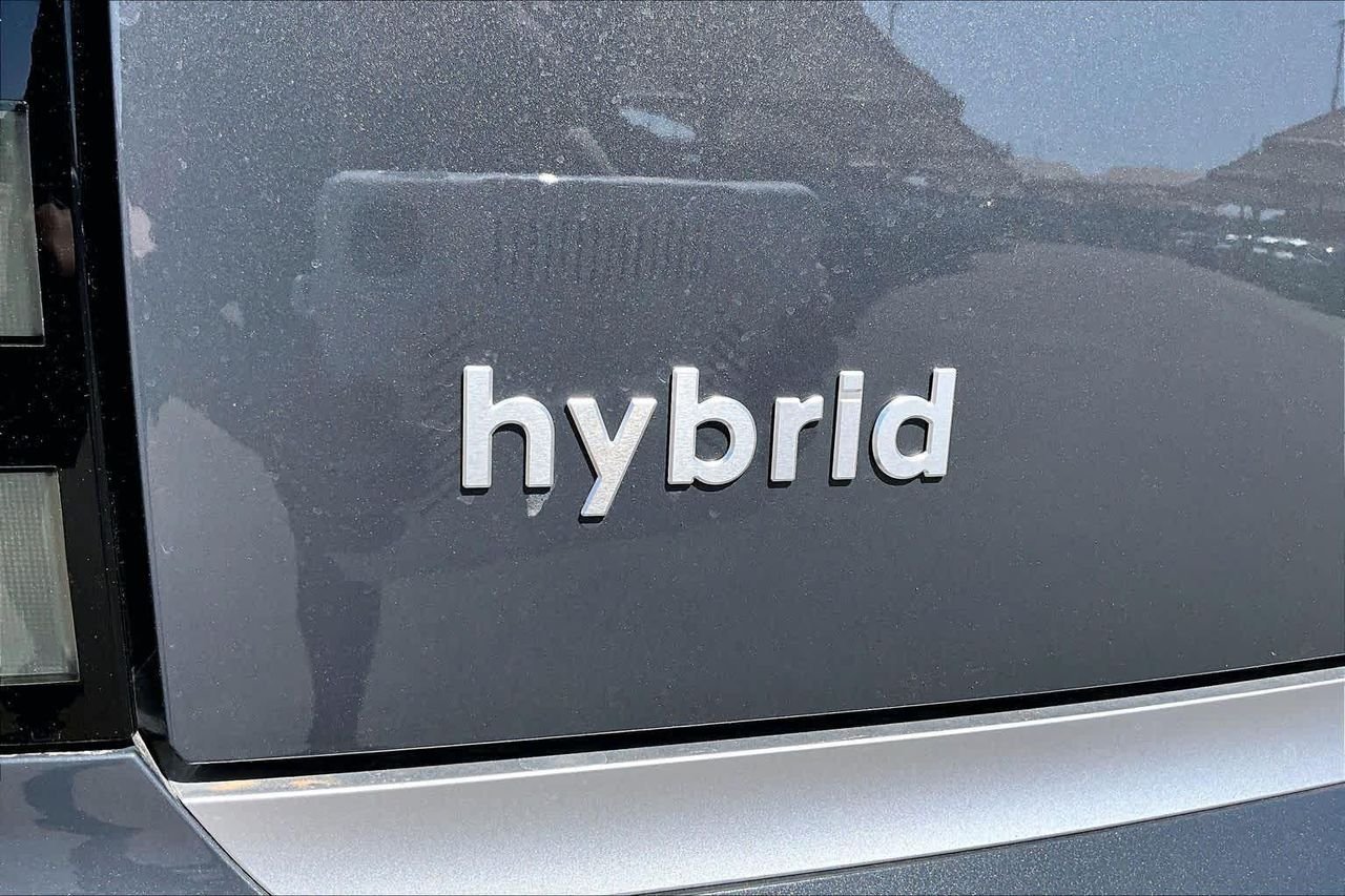 New 2026 Ecotronic Gray Pearl Hyundai Calligraphy image 15