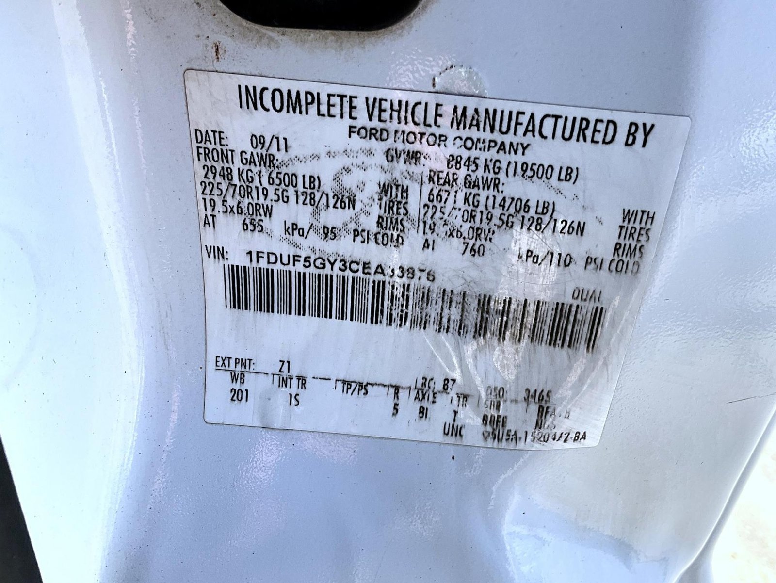Used 2012 White Ford XL image 24