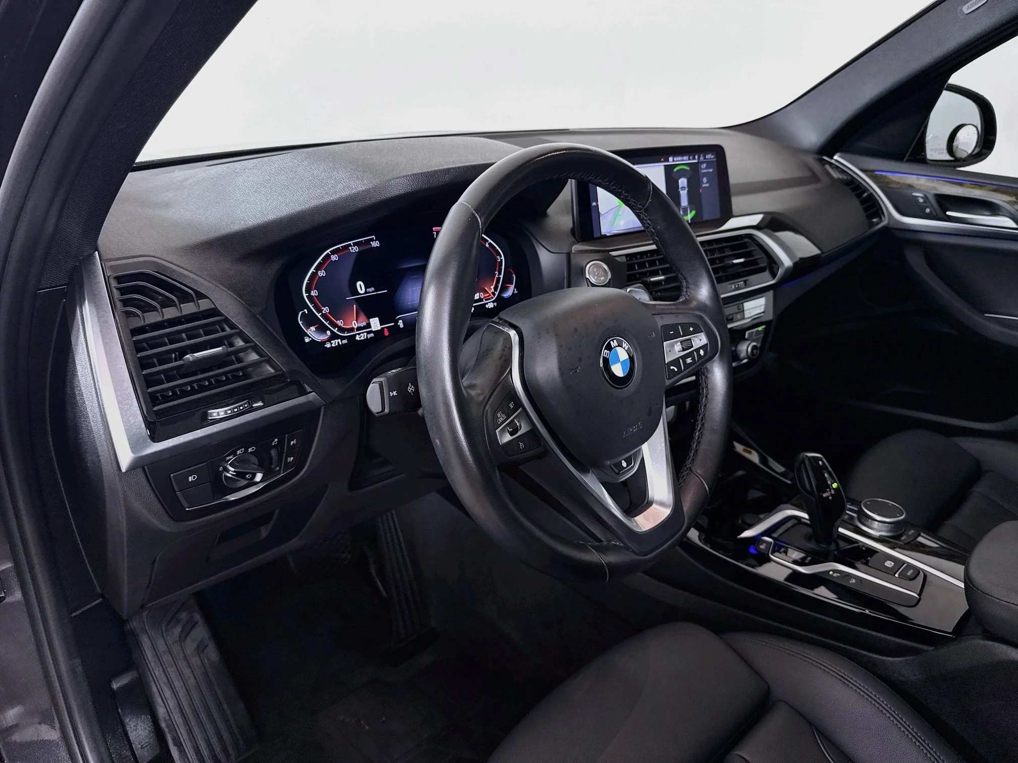 Used 2020 Dark Graphite Metallic BMW xDrive30i image 9