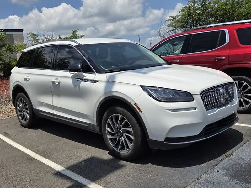 2022 Lincoln Corsair FWD's photo