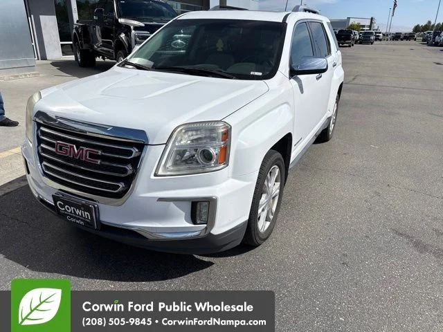 Used 2017 White GMC SLT image 3