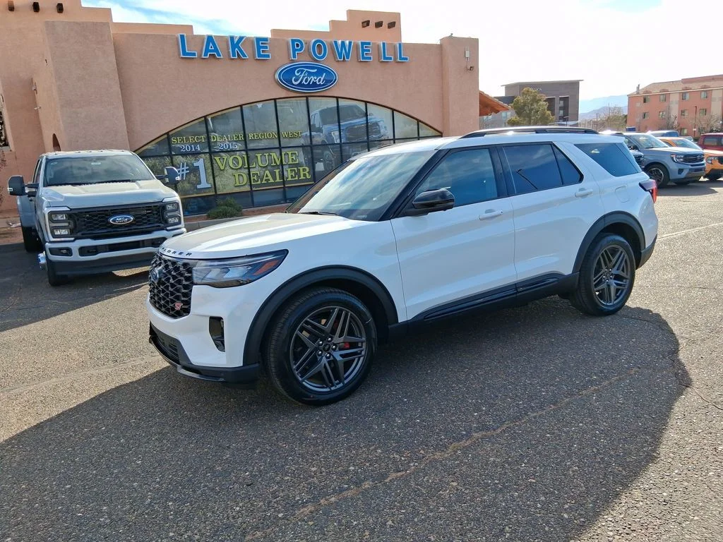 2026 Ford Explorer ST 4WD's photo