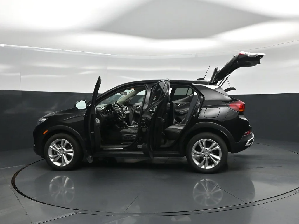 Used 2023 Black Buick Preferred image 31
