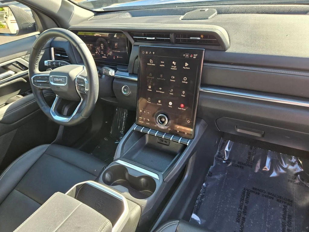 Used 2026 Rapids Metallic GMC Elevation image 10
