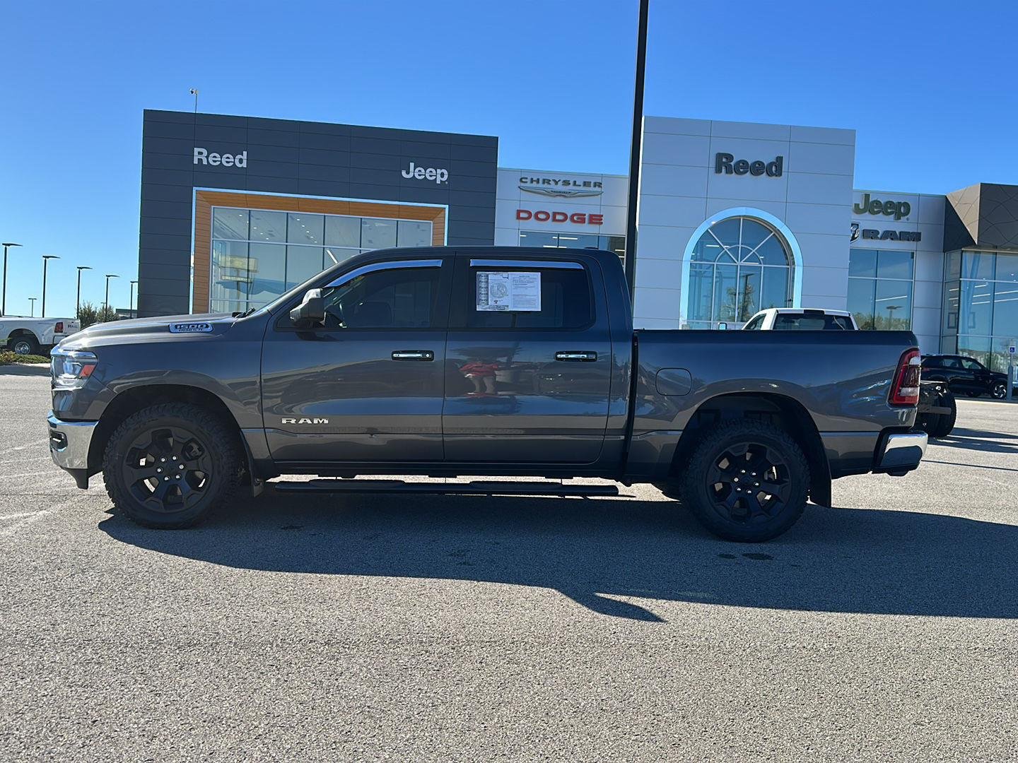 Used 2019 RAM Ram 1500 Pickup Big Horn/Lone Star with VIN 1C6SRFFT6KN560928 for sale in Kansas City