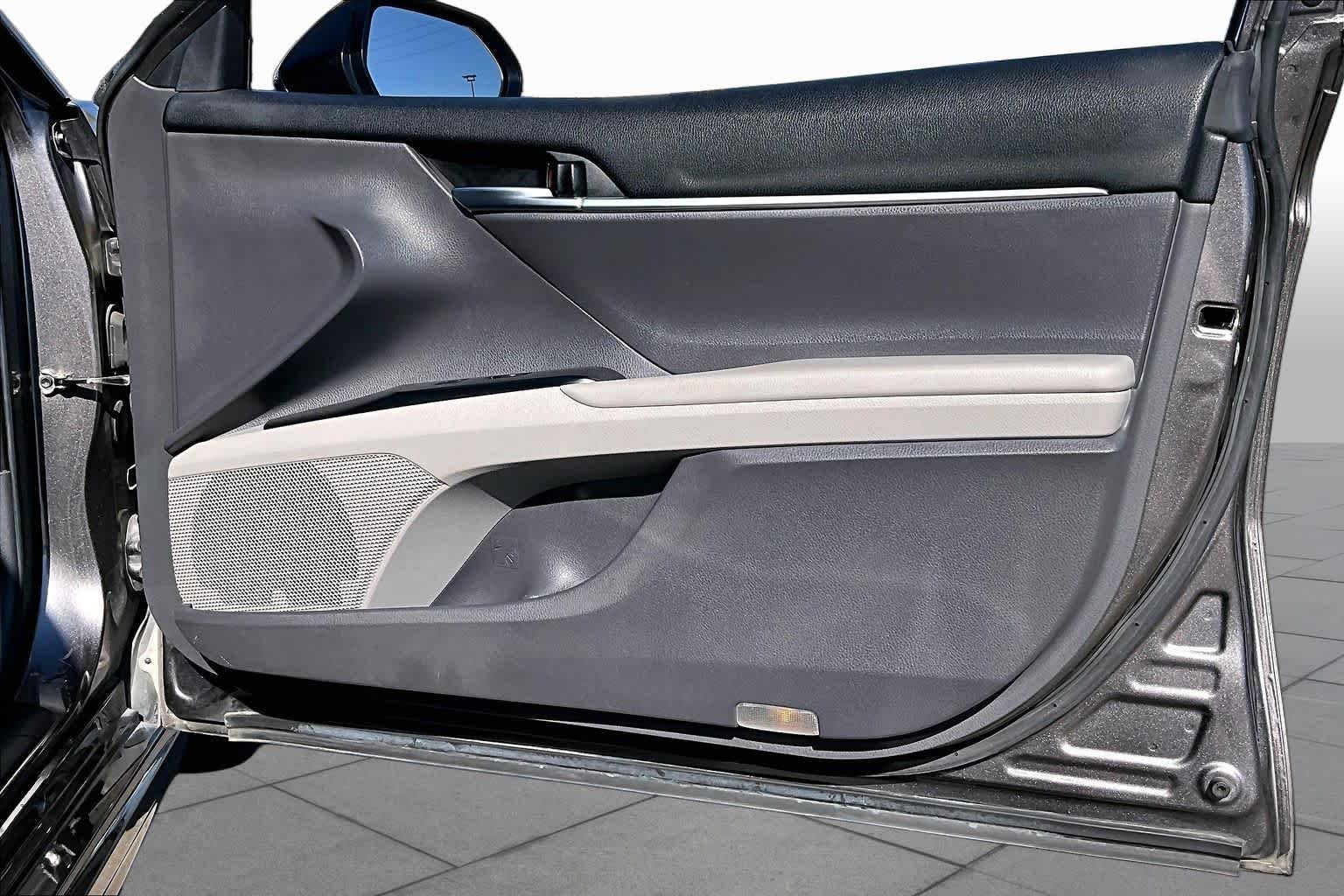 Used 2019 Predawn Gray Mica Toyota Hybrid SE image 23