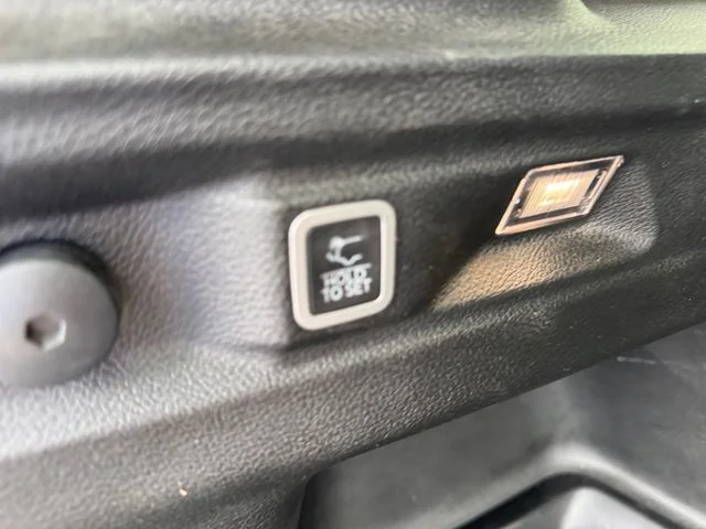 Certified Used 2022 Black Jeep Laredo image 20
