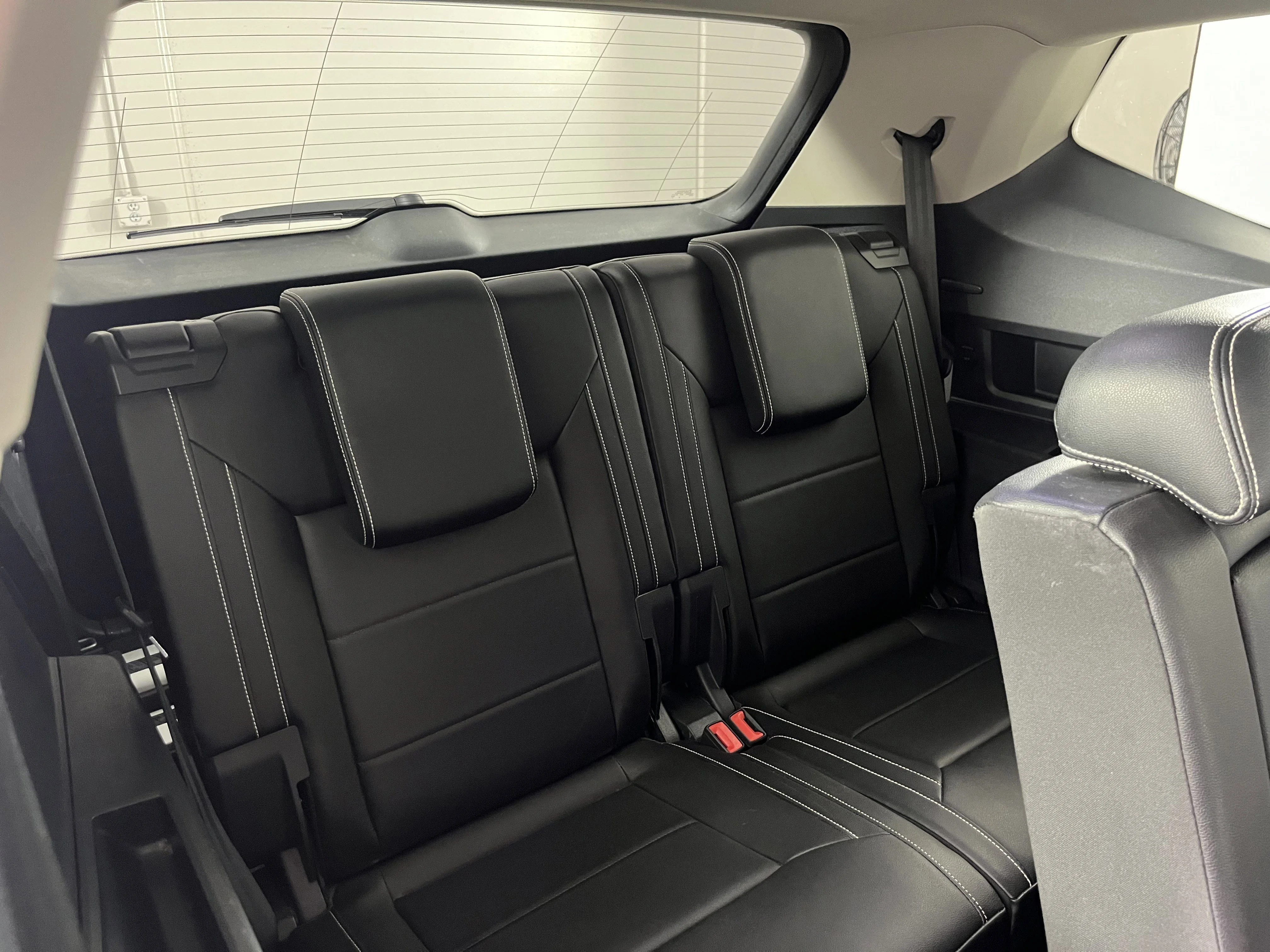 2023 Volkswagen Atlas SE w/Tech - Photo 27