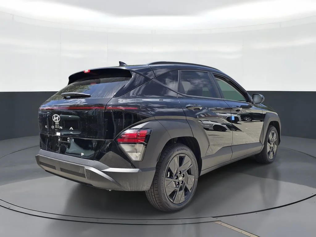 New 2026 Black Hyundai SEL Sport image 3