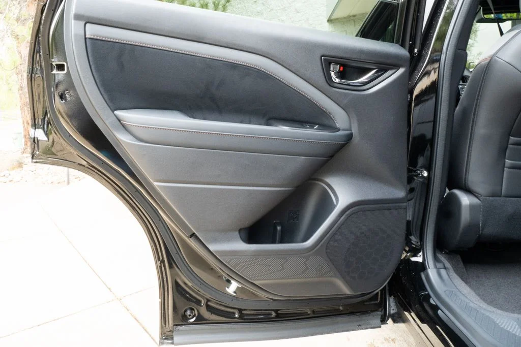 New 2026 CRYSTAL BLACK SILICA Subaru Sport Onyx Edition image 16