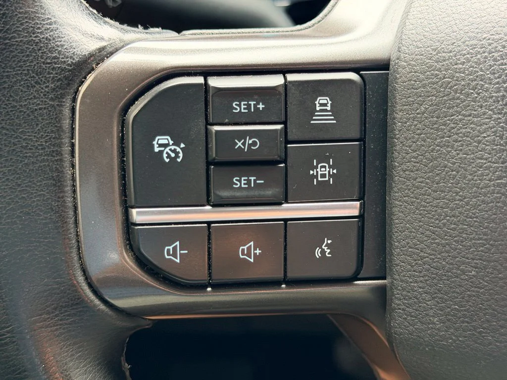Used 2024 Black Ford XLT image 29